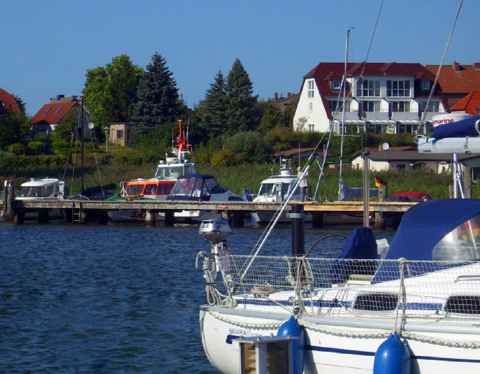 Ferienhaus Suedblick Am Yachthafen Breege Extérieur photo