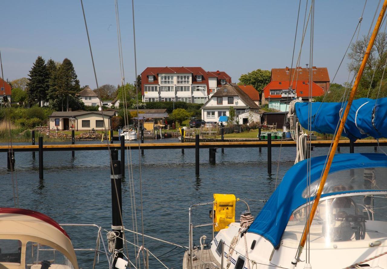 Ferienhaus Suedblick Am Yachthafen Breege Extérieur photo